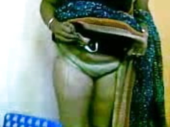 Aunty India Umwana Muto Filime y'Igitsina 1226 Aunty