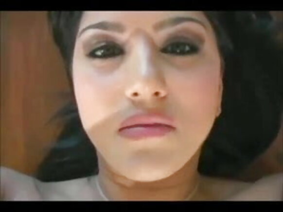 Sunny Leone Joi filime y'ubusambanyi bf amabere manini