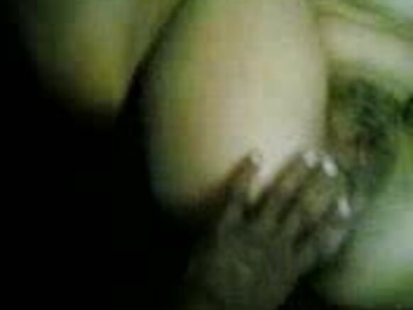 Abakobwa b'abahindi berekana amabere n'igitsina sexy hindi film
