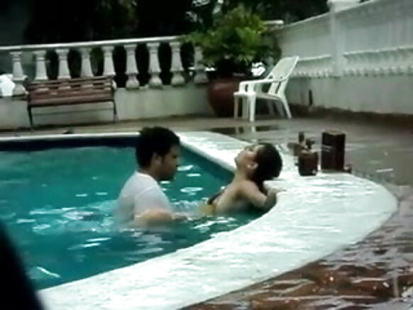 18 imyaka sexy video mu kidengeri.