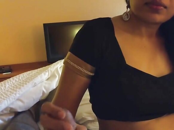 Umukobwa mwiza w'umuhindi yonka igitsina ciza Kareena Kapoor amasanamu y'ibitsina