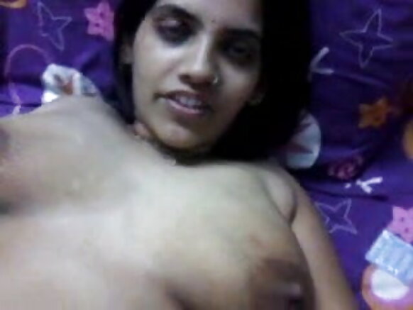 Hot Matura Ishushe Umuhindi Umuhindi Aunty Igikoko Giteye isoni Sexy Sexy Wanje