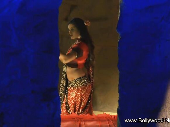 Igitangaje Bolinude Atamba Sexy Videwo Sexy Ishusho Itangaje