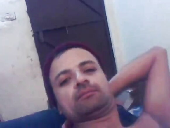 umukobwa w'umunyapunjabi ampa igitsina kandi ankoreshe film y'igitsina mu congereza