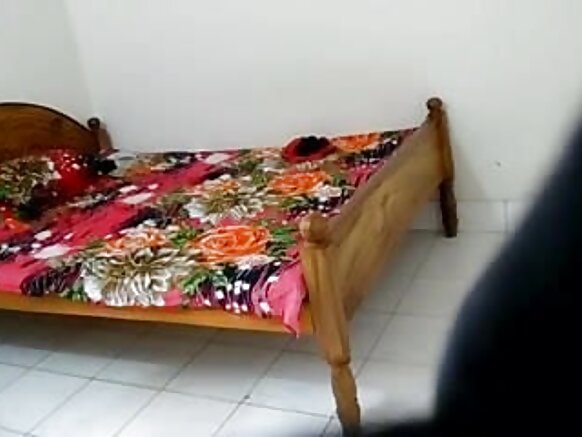 umukobwa wa desi yihishije desi yihishije amasanamu y'igitsina c'icongereza filime cam 1