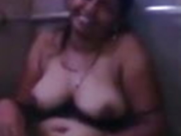 Linda Andhra Imboro nziza Desi Nena Yerekana Kama Sutra Amabere Ateye Igomwe Filime N Imboro