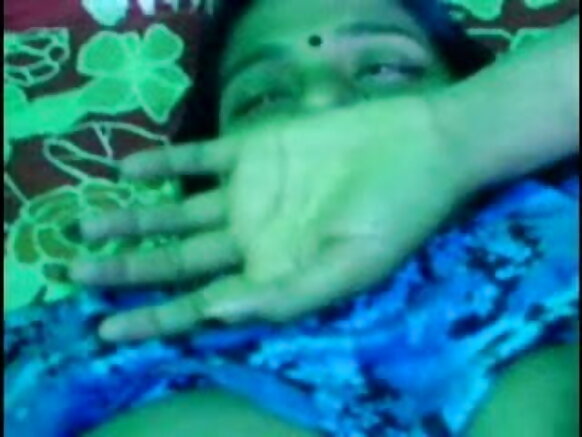 Bangla desi aunty aryamanye n'umwigisha w'umukobwa wiwe w'ibanga umwigisha mushasha w'amasanamu y'igihindi
