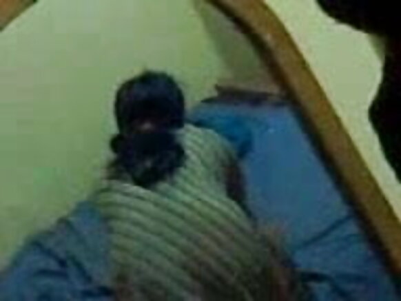 Desi aunty n'umugabo wiwe sexy hindi filime ya desi aunty umukuru yafashe videwo