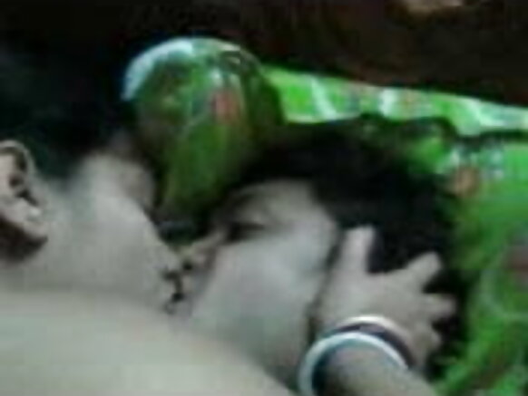 sexy umuhindi umugabo n'umugore sexy mu gitanda congereza ishusho videwo