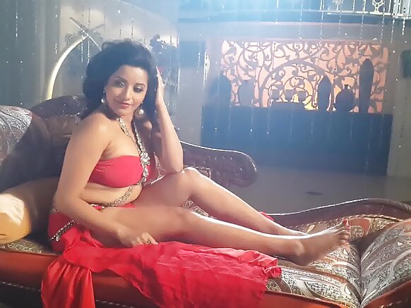 Umuntu, ndagusavye ukore filime y'ubusambanyi ya bollywood maze ugwe..