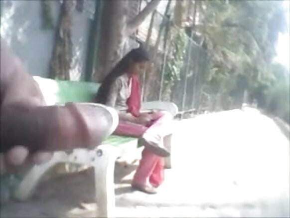Umuhungu w'umuhindi arakayangana mu buhindi