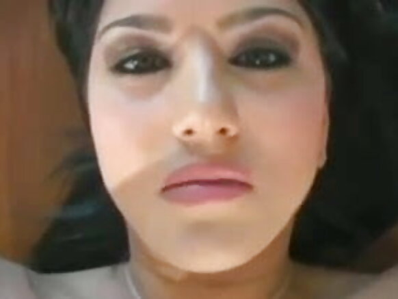 Sunny sexy hindi yuzuye hd filime yo kwisambanya