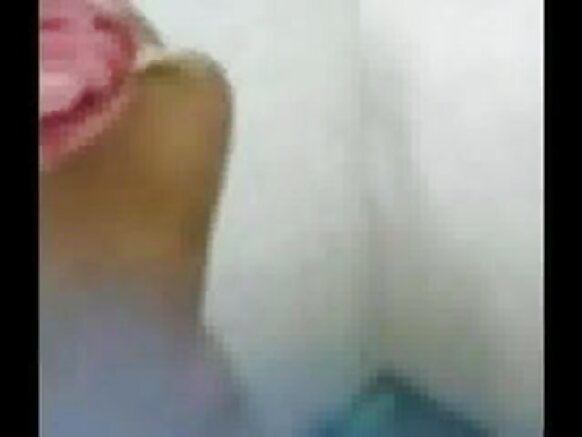Ubuhinde amabere manini manini ubwogero butagira ikintu aunty filime bf sexy