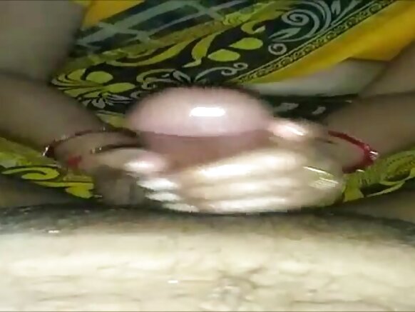 Desi bhabhi atanga amavuta y'igitsina ca gatatu
