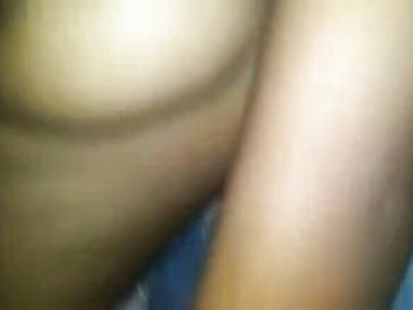 Amabere y'indaya y'umuhindi ari mu kaga. Pinch umukunzi kuri filime y’igitsina hindi videwo.