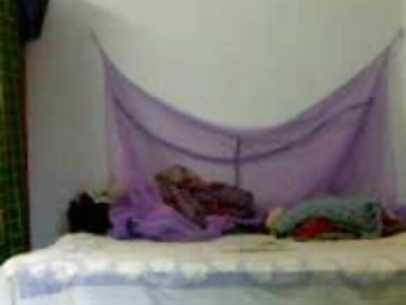 Amafoto y'amabere manini akozwe muhira amafoto y'igitsina